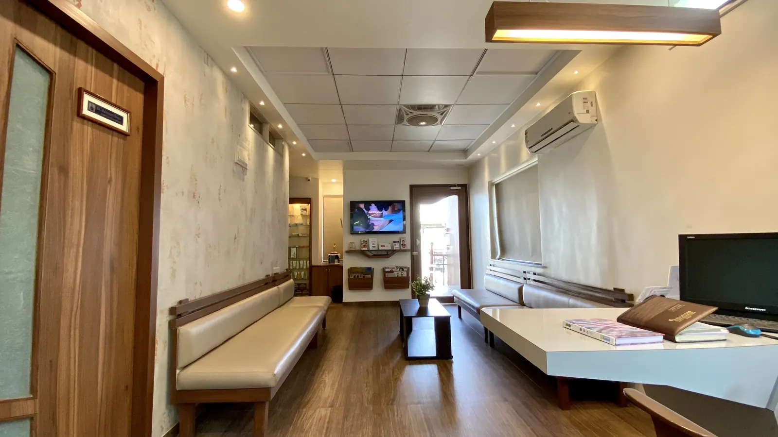 The reception and waiting area at Nital Aesthetics, Akota